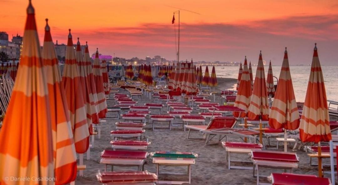 Hotel Astoria Riccione Exterior foto