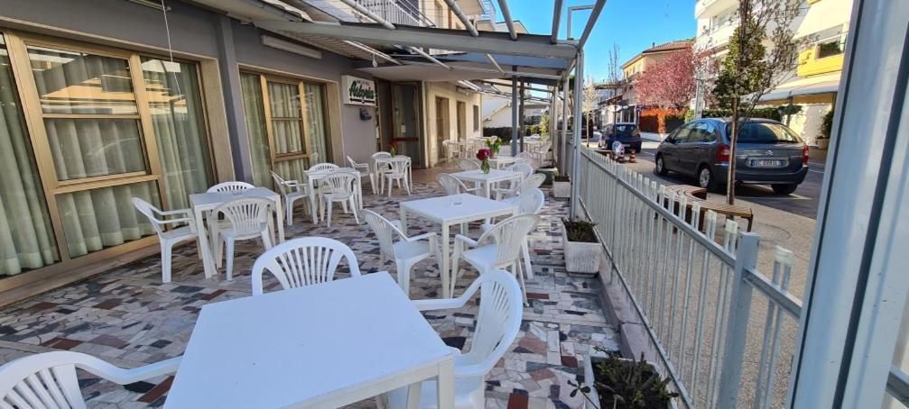 Hotel Astoria Riccione Exterior foto